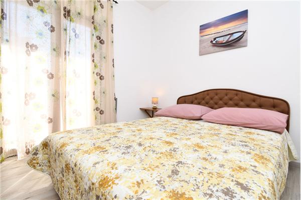 Apartment A3, for 6 persons