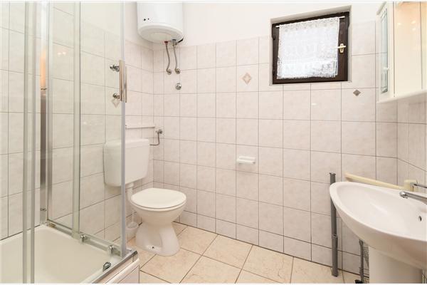 Apartment A3, for 6 persons