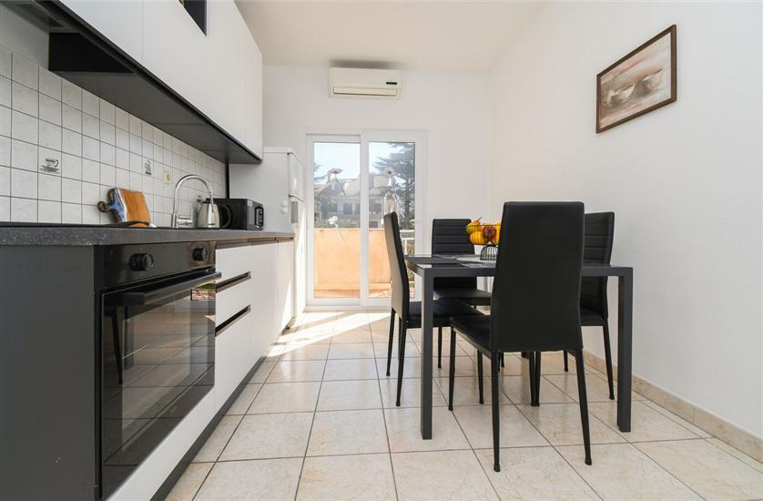 Apartment A3, for 6 persons