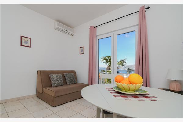 Apartment A4, for 3 persons