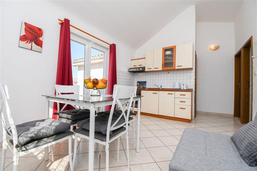Apartment A5, for 4 persons