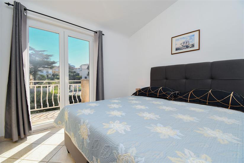 Apartment A5, for 4 persons