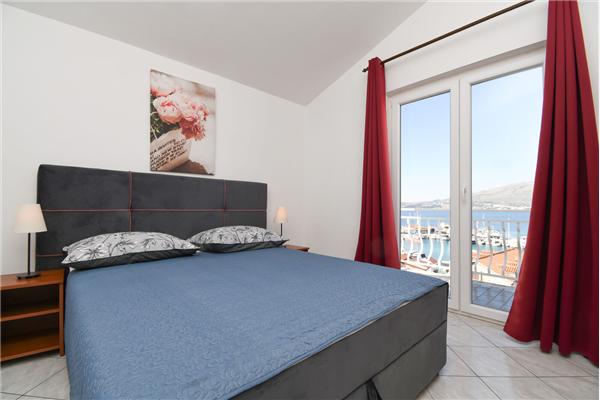 Apartment A6, for 4 persons