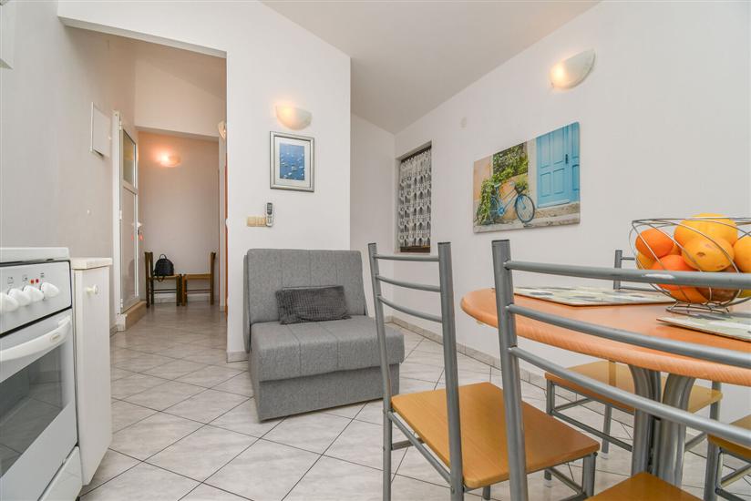 Apartment A6, for 4 persons