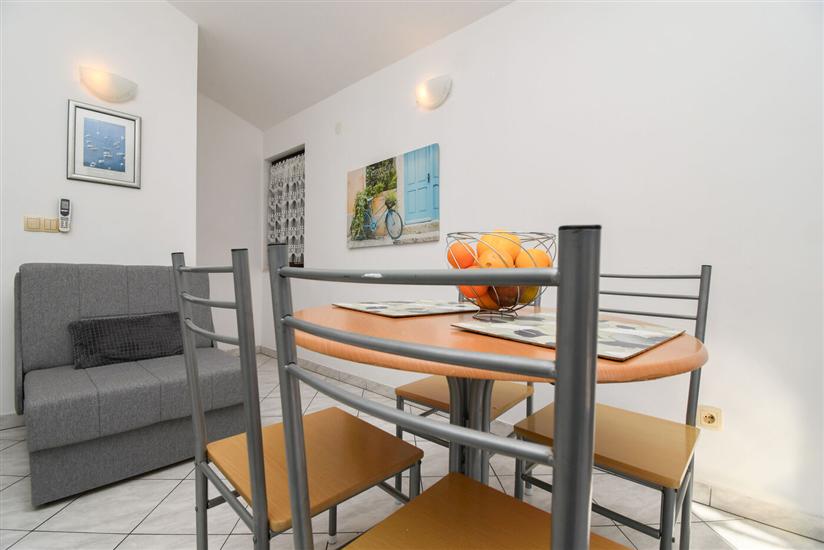 Apartment A6, for 4 persons