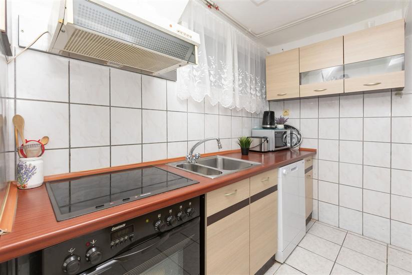 Apartment A5, for 11 persons