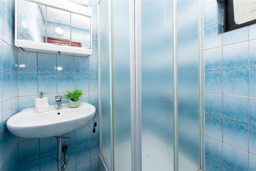 Apartment A5, for 11 persons