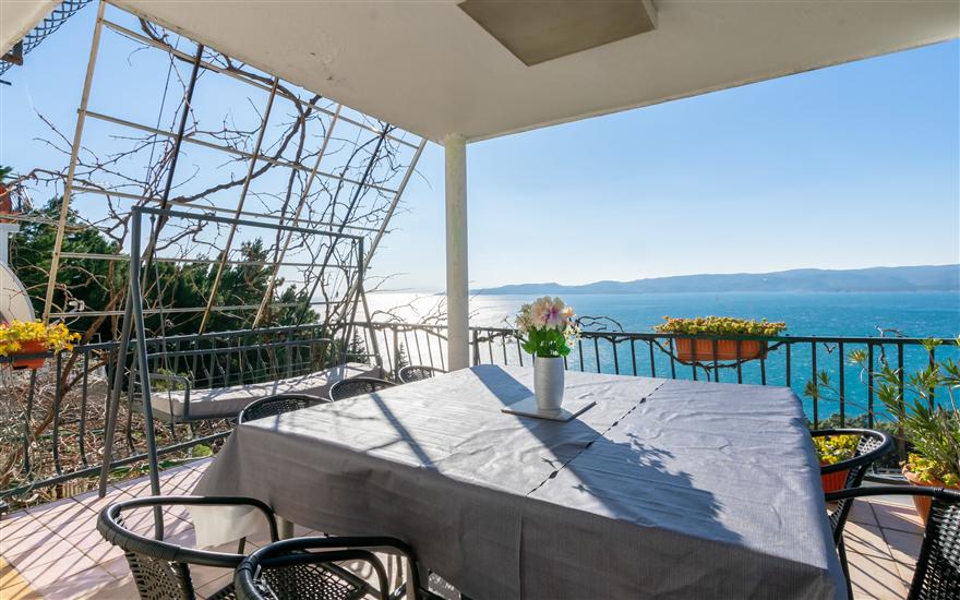 Apartment A5, for 11 persons