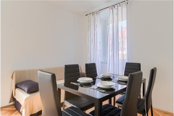 Apartment A2, for 6 persons