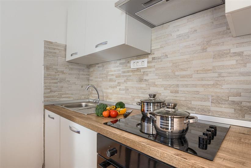 Apartment A2, for 6 persons