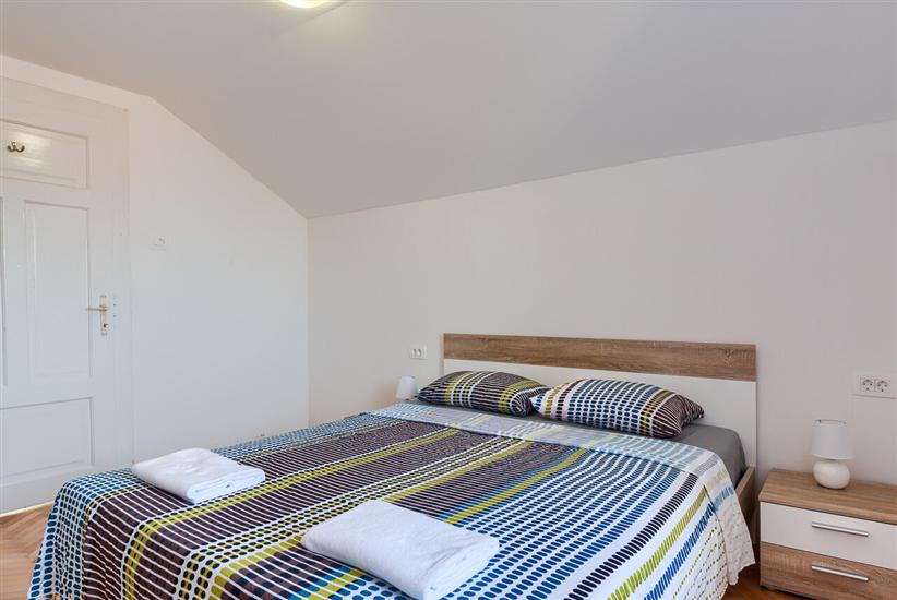 Apartment A2, for 6 persons