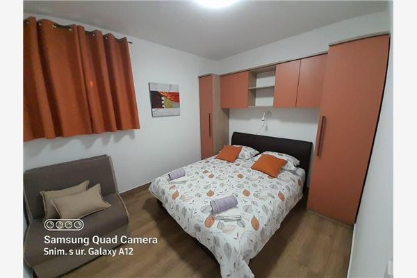 Apartment A2, for 5 persons