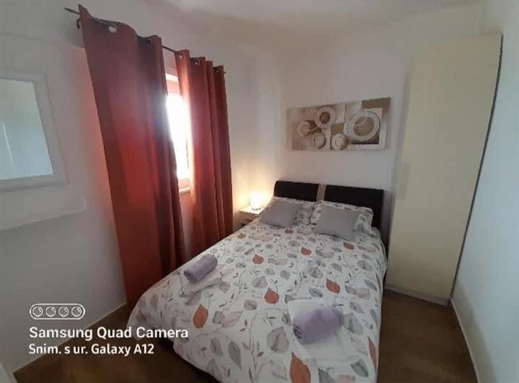 Apartment A2, for 5 persons