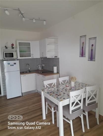 Apartment A2, for 5 persons