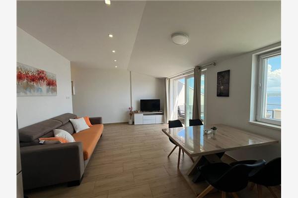 Apartment A4, for 6 persons
