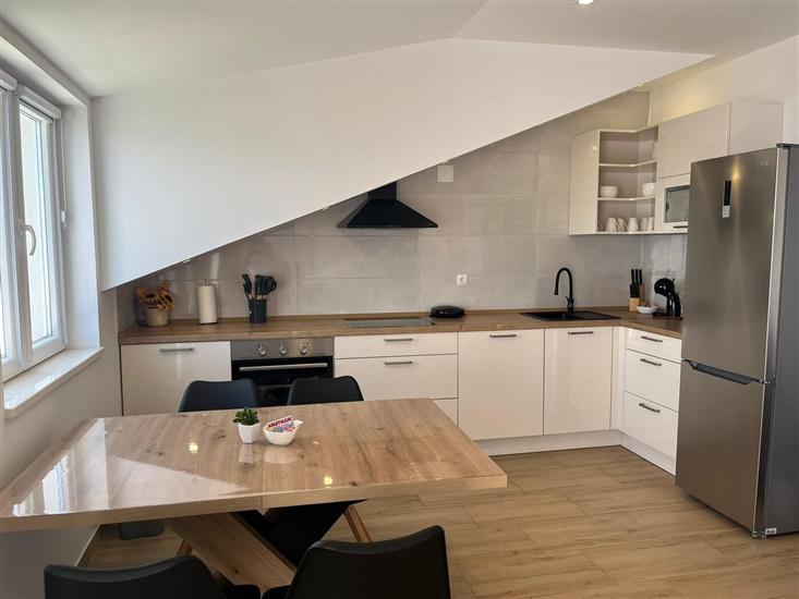 Apartment A4, for 6 persons