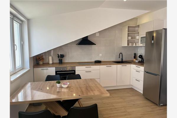 Apartment A4, for 6 persons