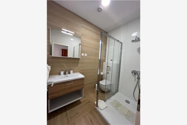 Apartment A4, for 6 persons