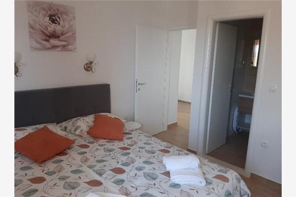 Apartment A4, for 6 persons