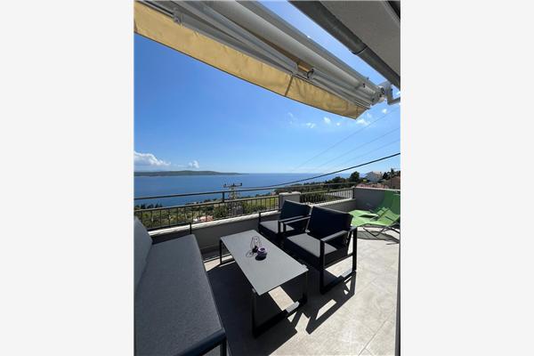 Apartment A4, for 6 persons