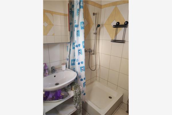 Apartment A6, for 6 persons