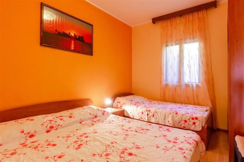 House K1, for 9 persons