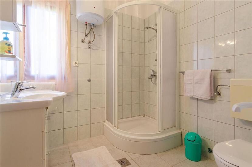 House K1, for 9 persons