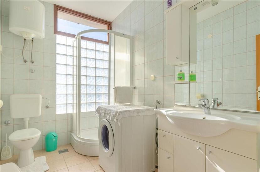 House K1, for 9 persons