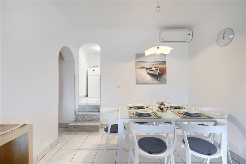 Apartment A1, for 6 persons