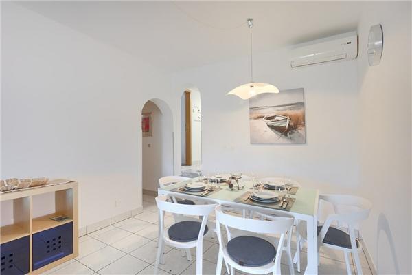 Apartment A1, for 6 persons