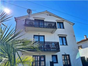 Apartments Pampas in Soline Soline - island Krk, Airline distance to town centre 550 m