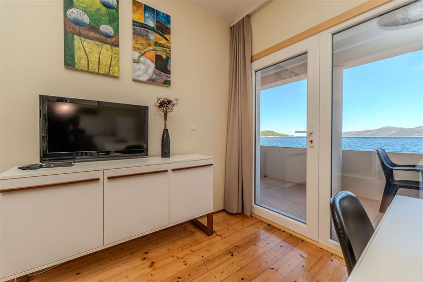 Apartment A1, for 6 persons