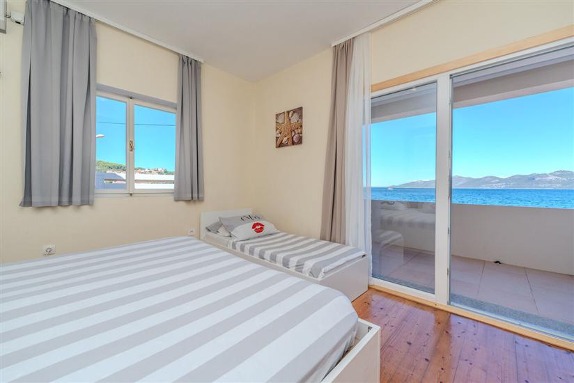 Apartment A1, for 6 persons