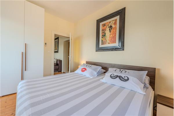 Apartment A1, for 6 persons