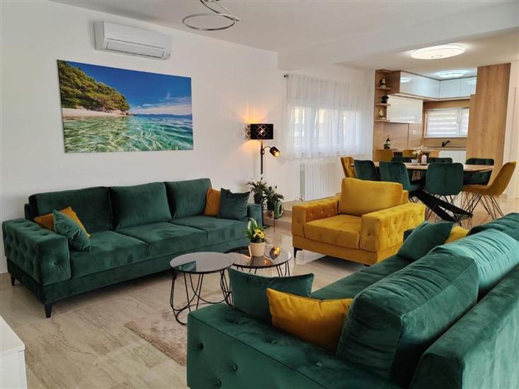 House K1, for 10 persons