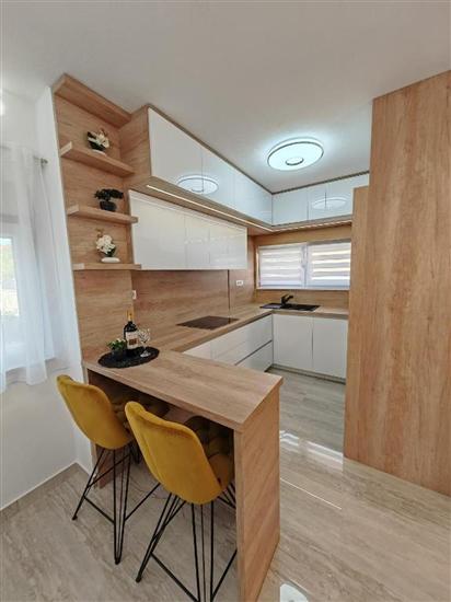 House K1, for 10 persons