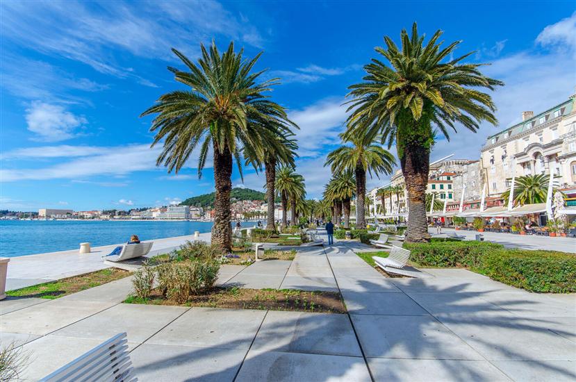 Villa Beach location