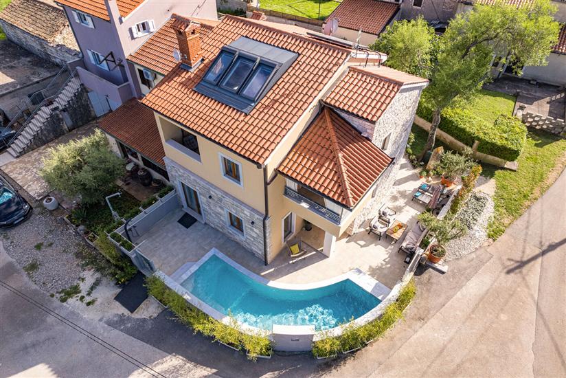 House Casa Dika