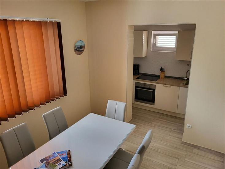 Apartment A1, for 8 persons