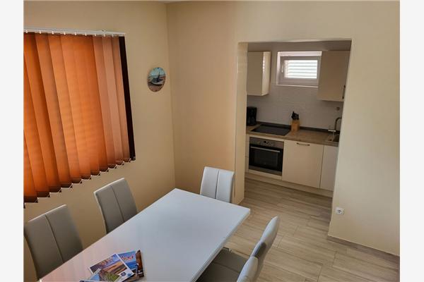 Apartment A1, for 8 persons