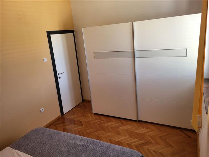 Apartment A1, for 8 persons