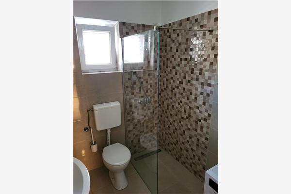 Apartment A1, for 8 persons