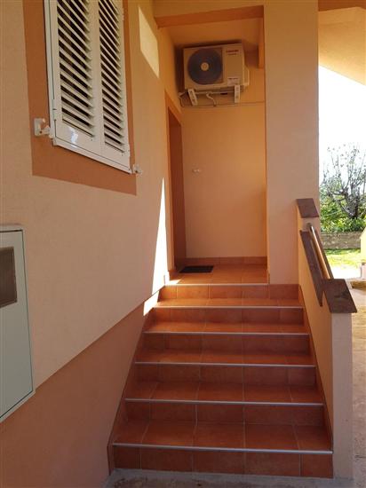 Apartment A1, for 8 persons