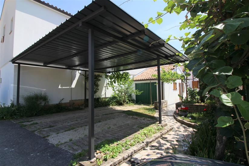 House Lavanda s lijepim vrtom