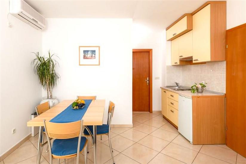 Apartment A5, for 3 persons