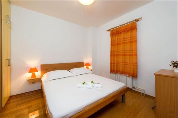 Apartment A6, for 4 persons