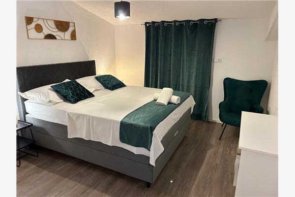 Apartment A4, for 7 persons