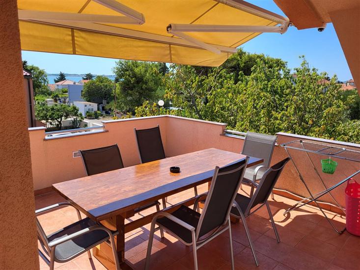 Apartment A2, for 6 persons