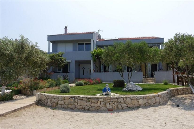 Apartments Ivo