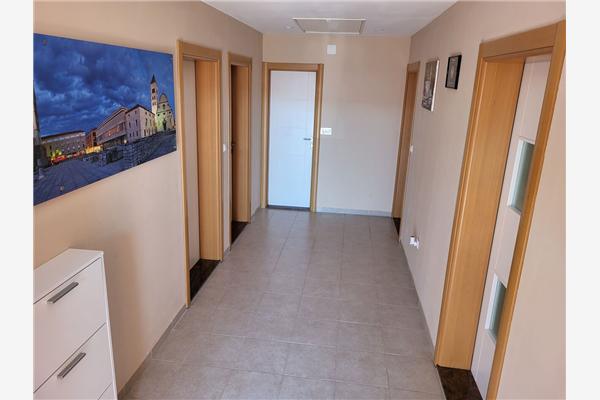 Apartment A2, for 6 persons